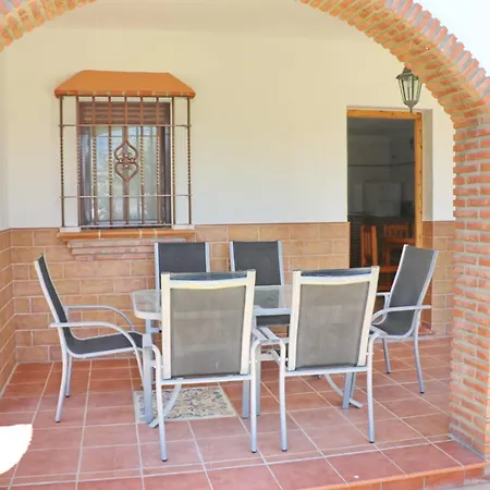 Chalet La Florida, Con Piscina Compartida *